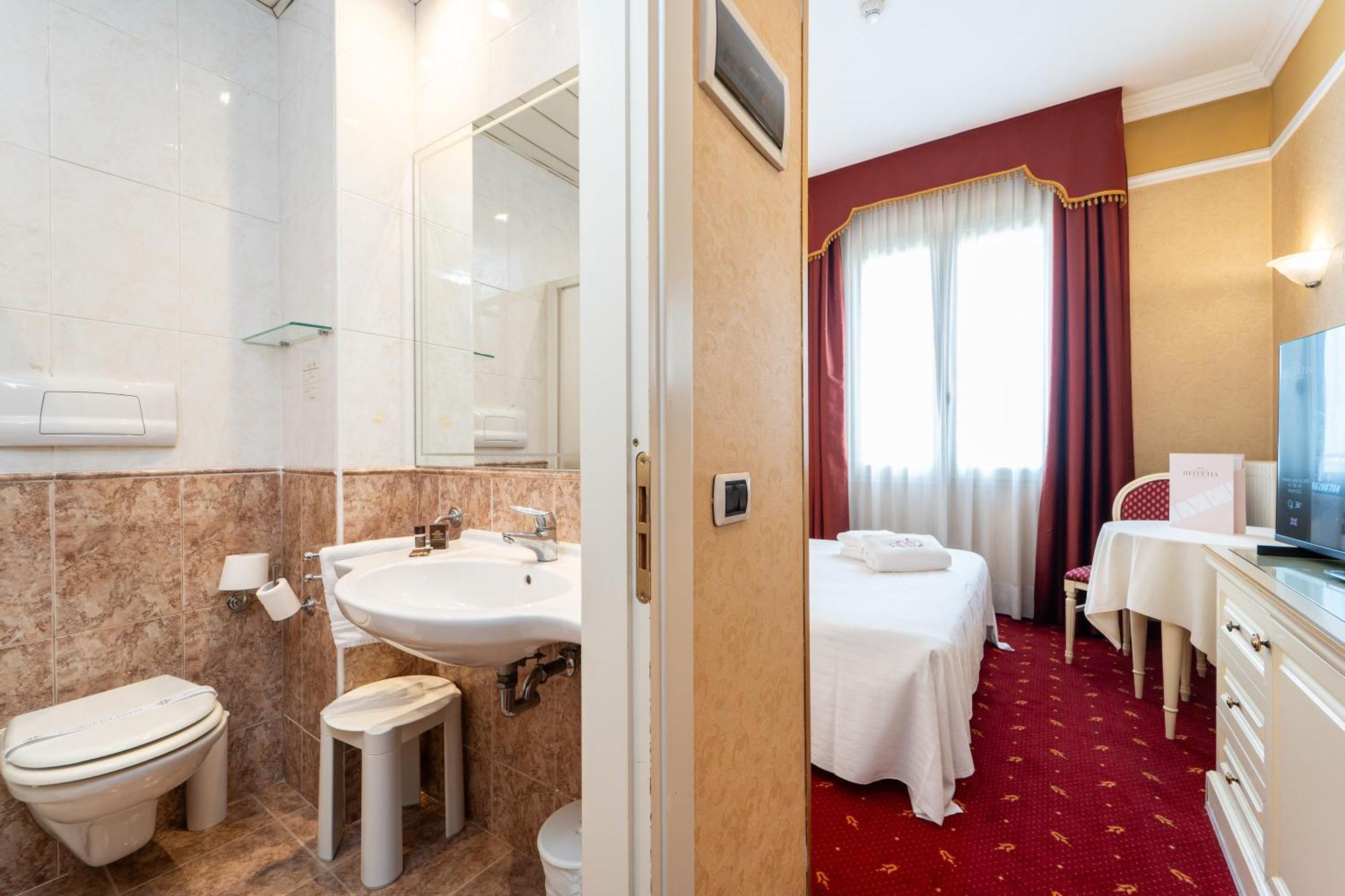 Classic Single Room Balcony