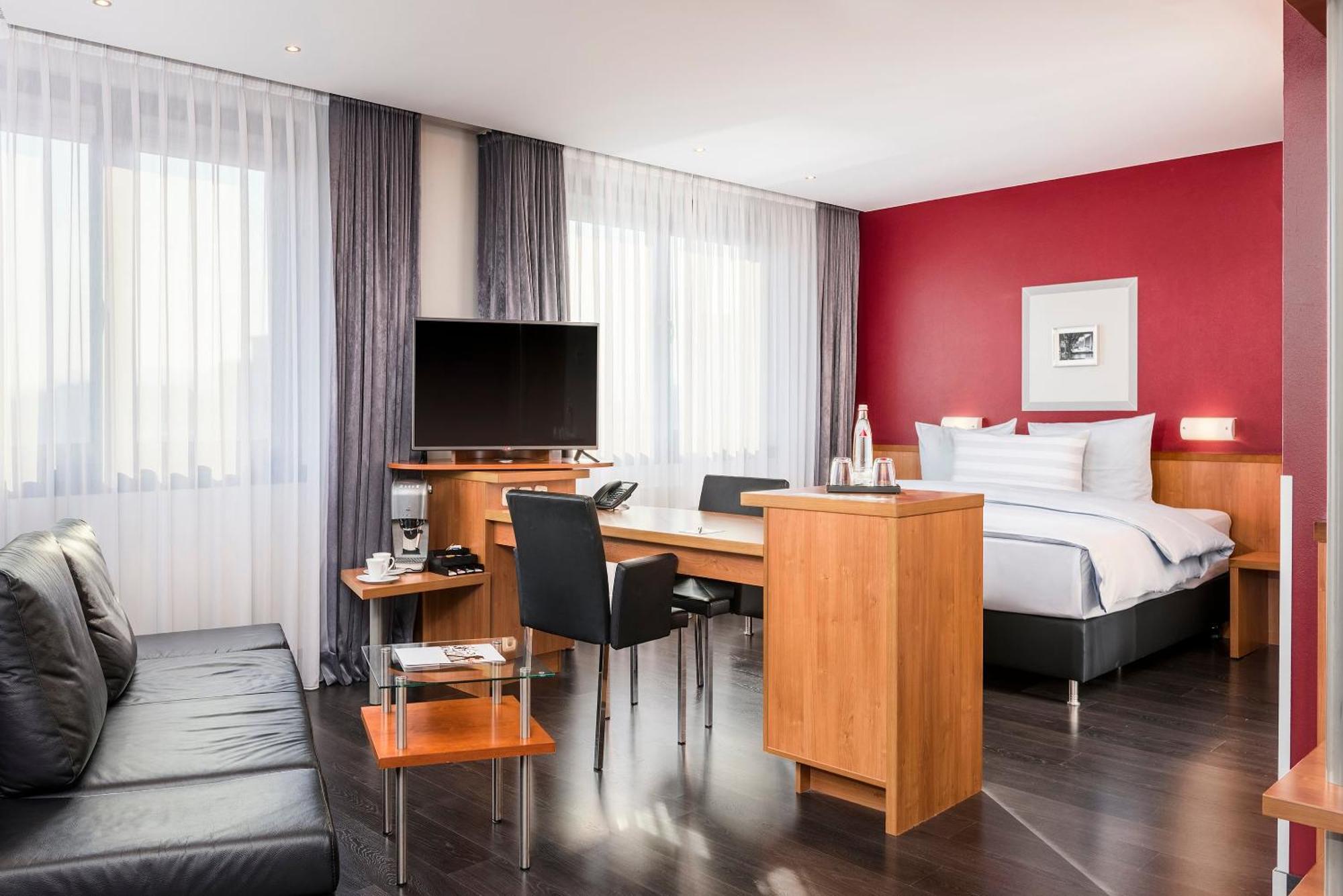 Junior Suite,1770438739:JPEG
