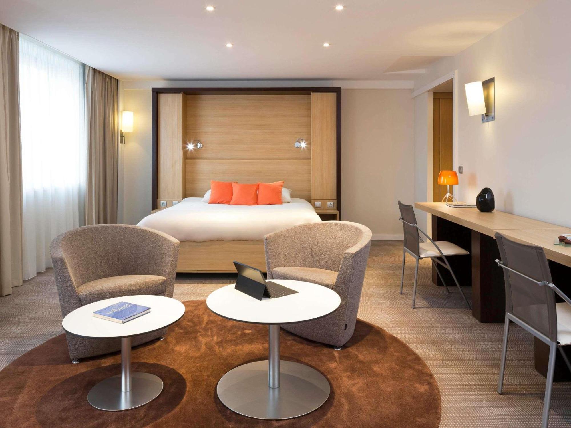 Executive Queen Room