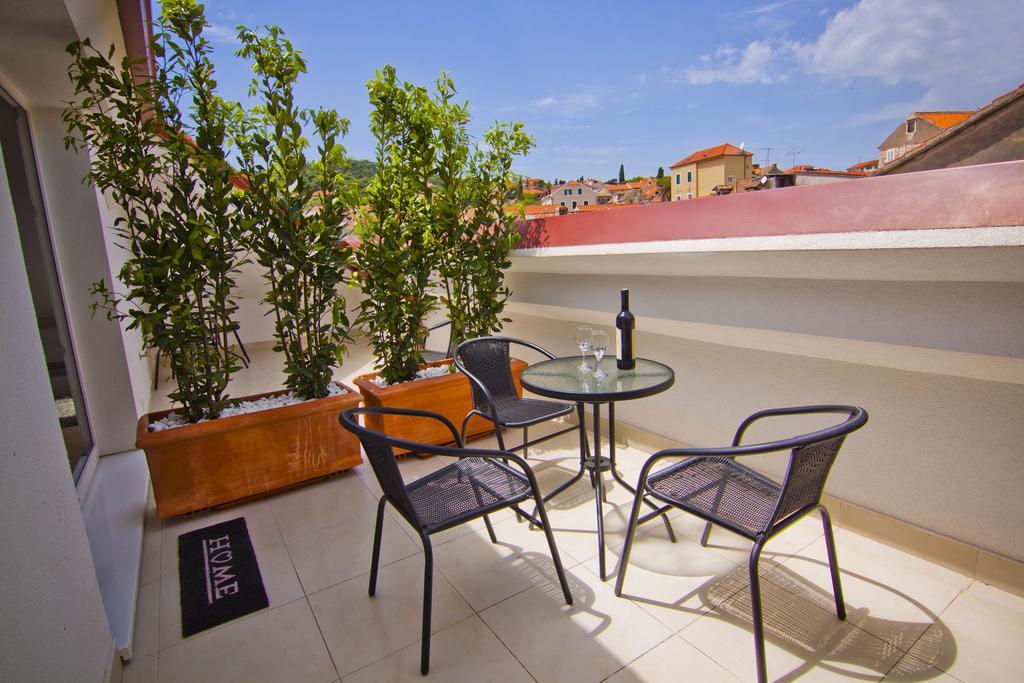 Deluxe Double Room with Balcony,206419948:JPEG