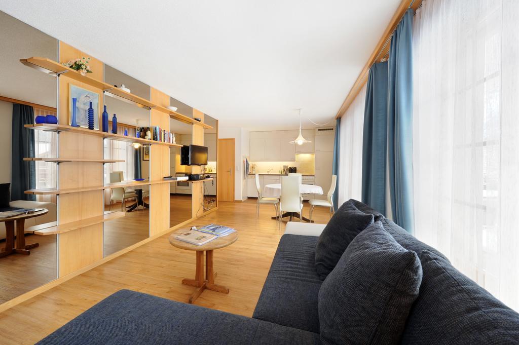 Superior One-Bedroom Apartment (562/570),1637722923:JPEG