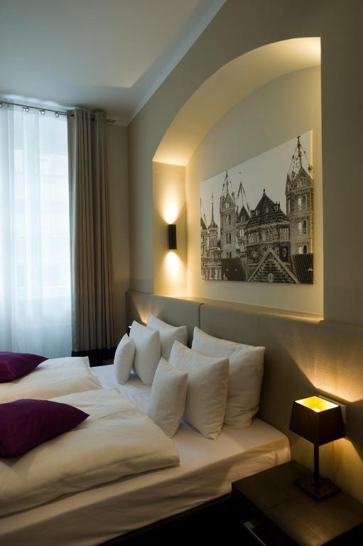 Business Double Room,23803329:JPEG