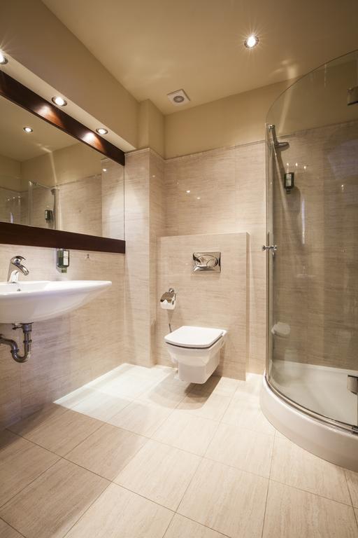 Single Room,266401365:JPEG