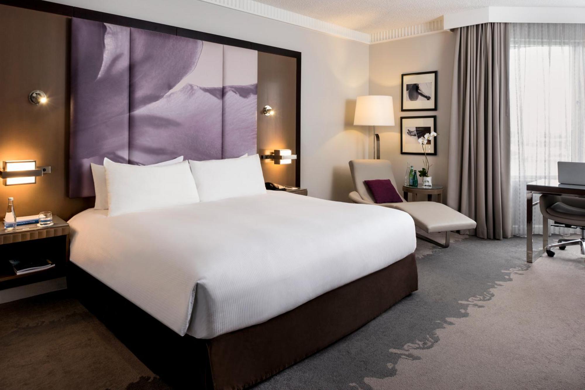 Luxury King Room with Lagoon View,1276418389:JPEG