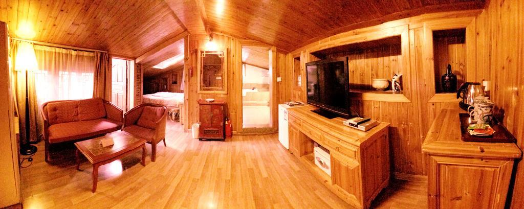 Deluxe Room,324221849:JPEG