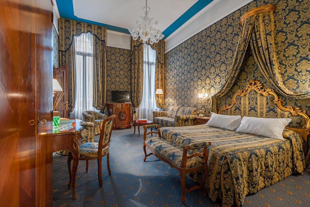 Deluxe Doppelzimmer mit Kanalblick