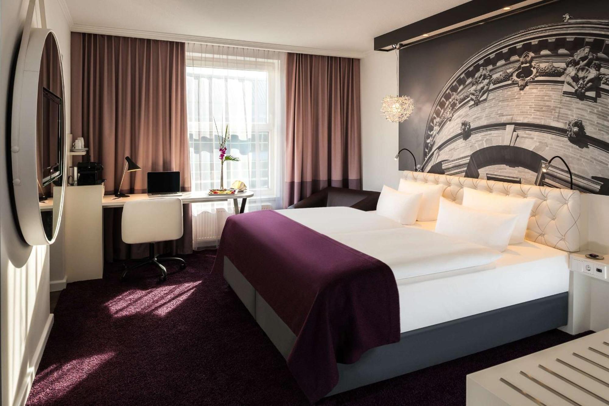 Standard Double Room,699690769:JPEG