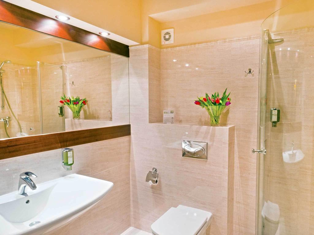 Double or Twin Room,62352589:JPEG