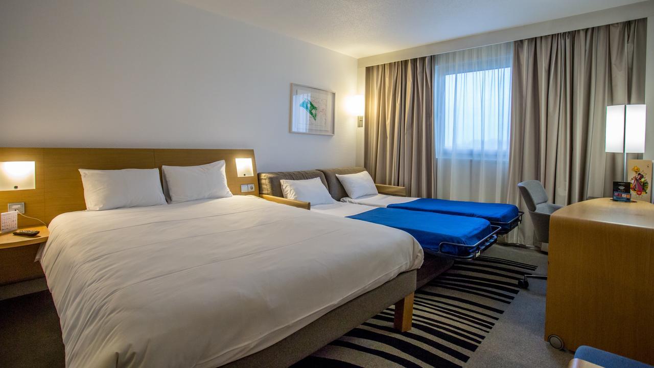 Superior Queen Room with Double Sofa Bed,1742616816:JPEG