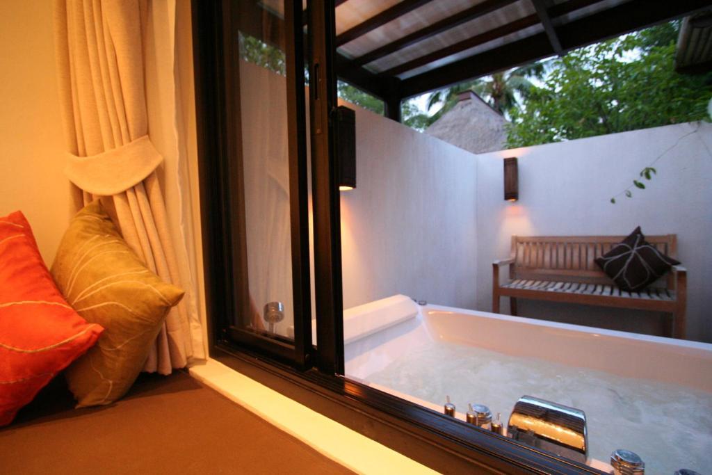 King Room with Spa Bath,112914654:JPEG