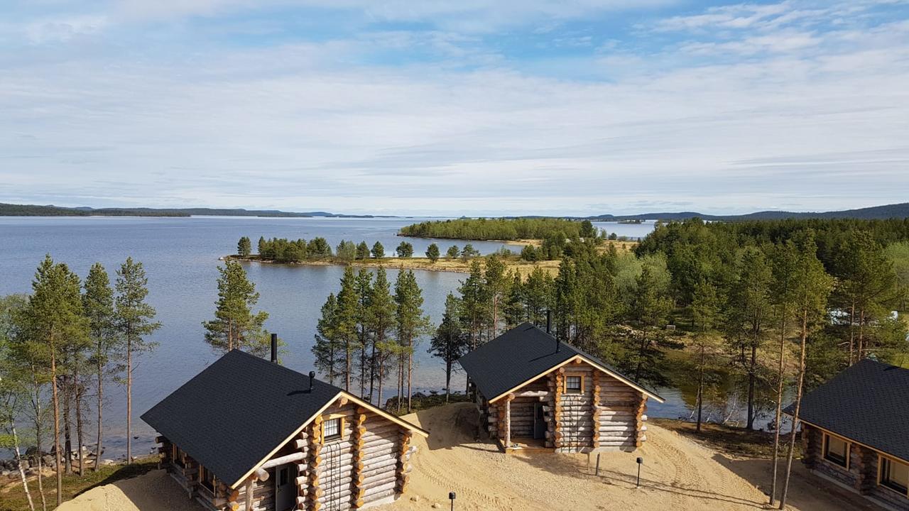 Log Cabin,766315342:JPEG