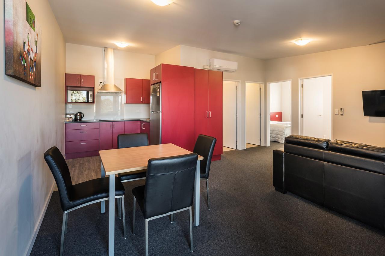 Superior Two-Bedroom Apartment,663548322:JPEG