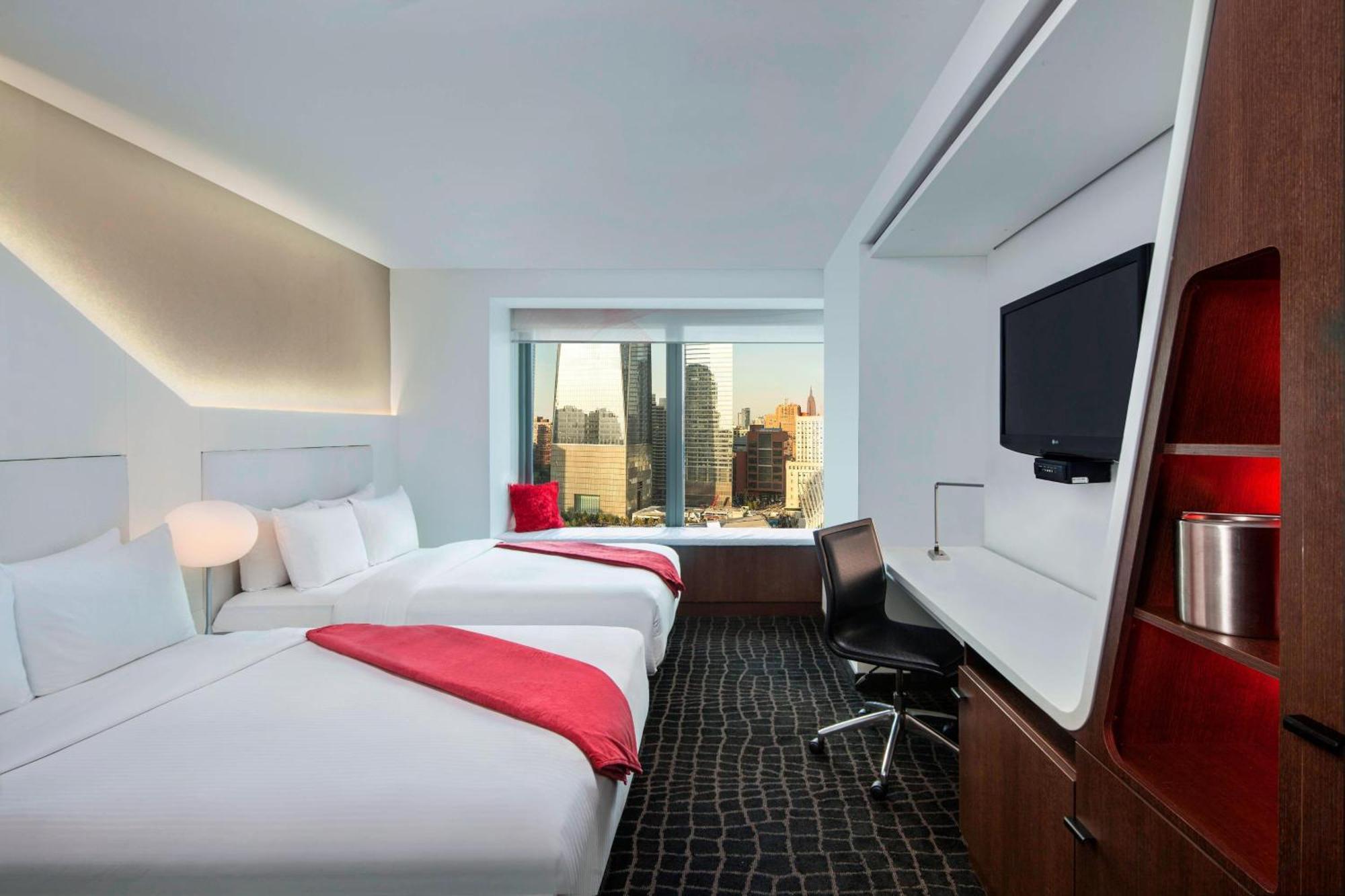 Deluxe Double Room with Two Double Beds - Non-Smoking,685426293:JPEG