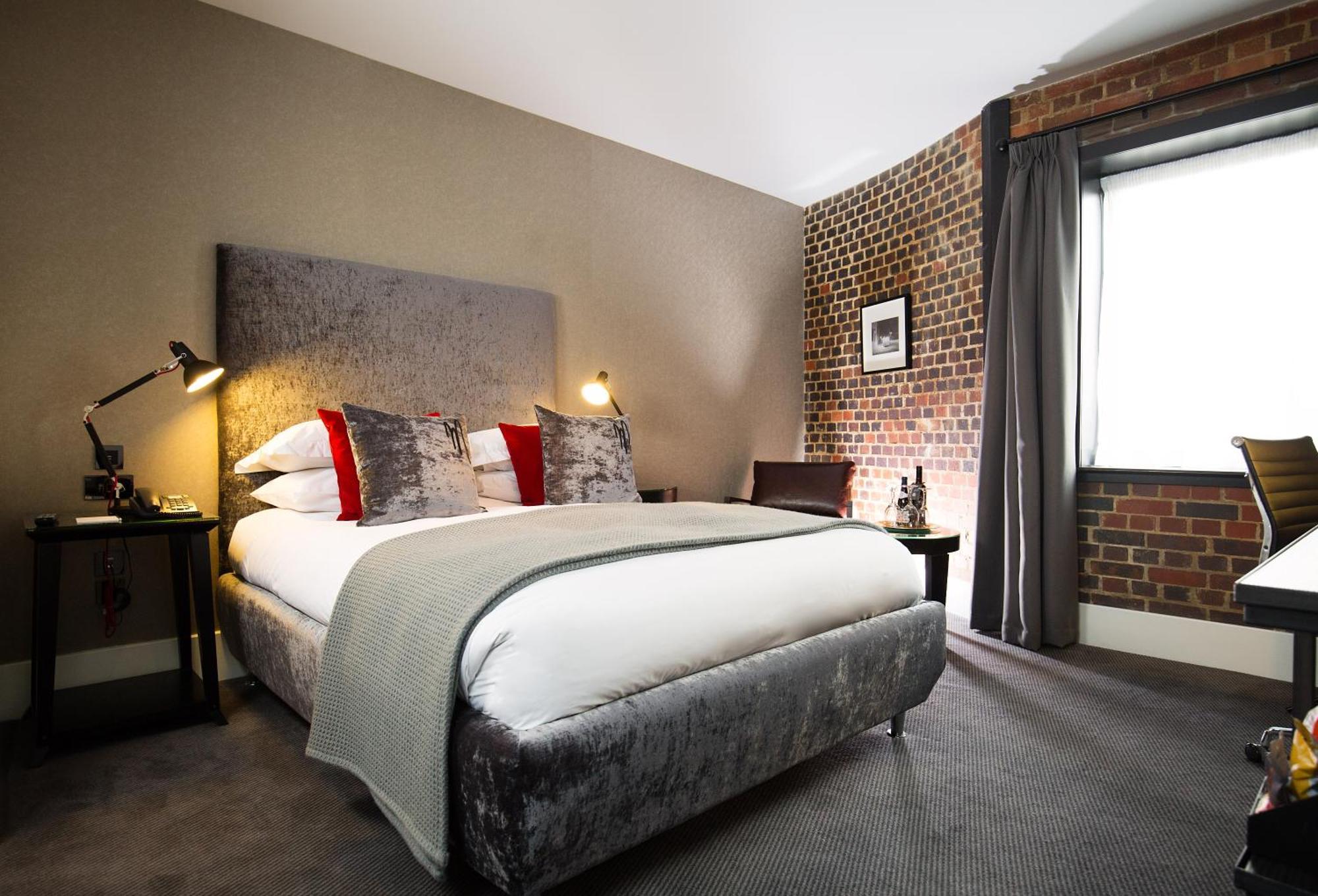 Standard Double Room,1087413709:JPEG