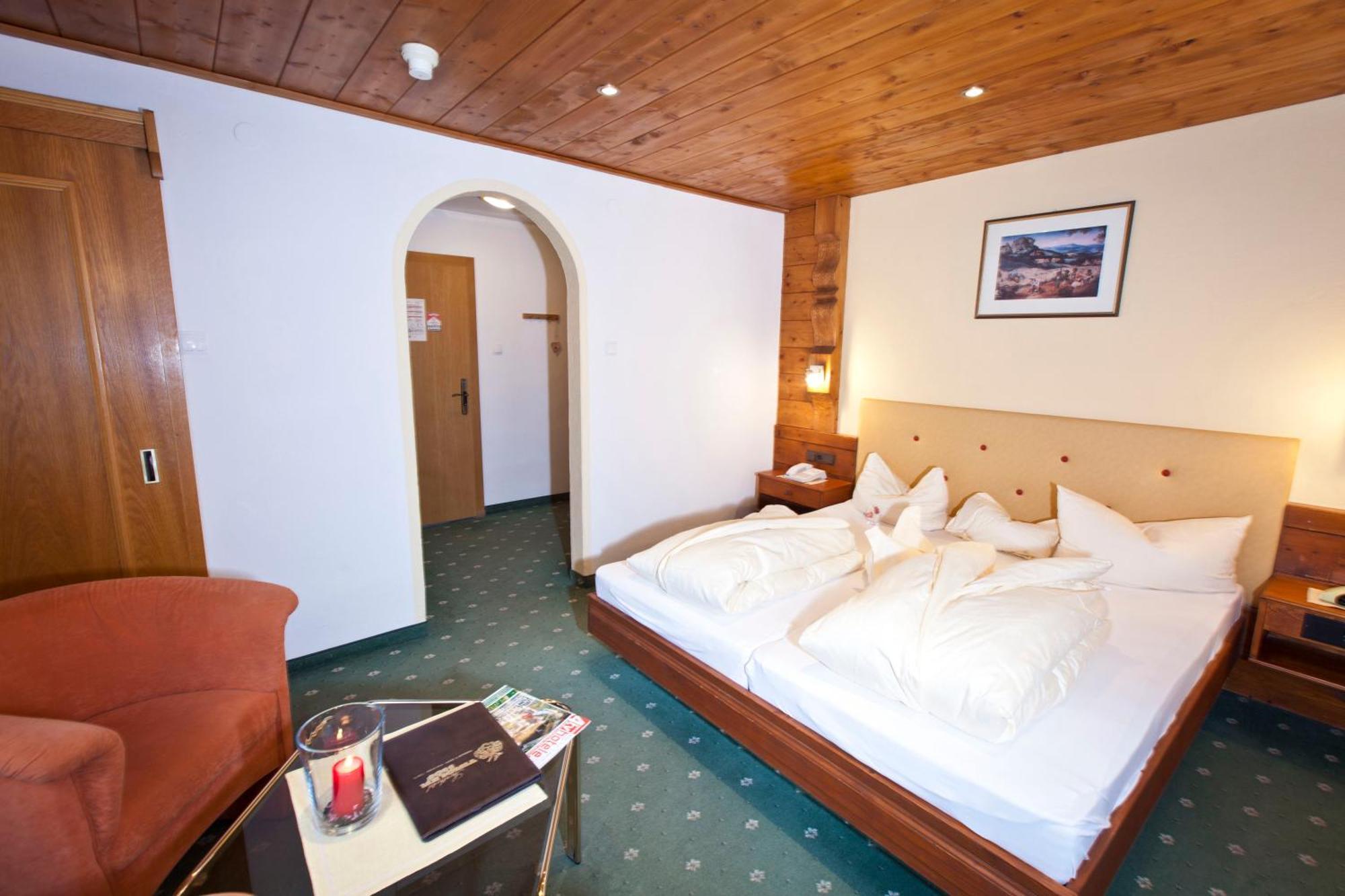 Basic Double Room,1179047356:JPEG