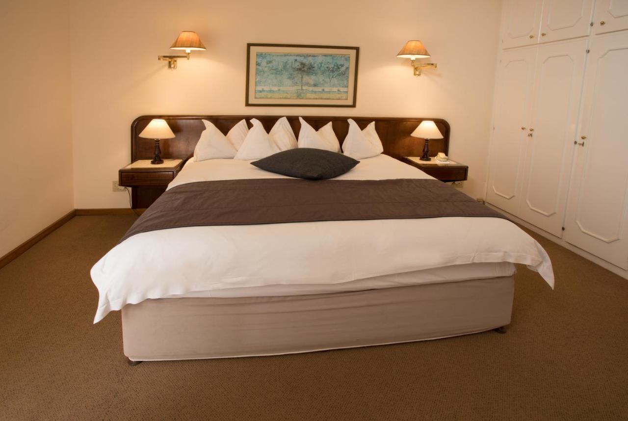 Suite (2 Adults),1286912032:JPEG