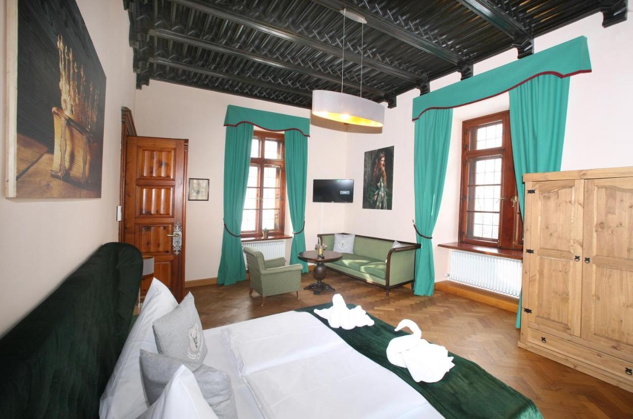 Two-Bedroom Suite,758467423:JPEG