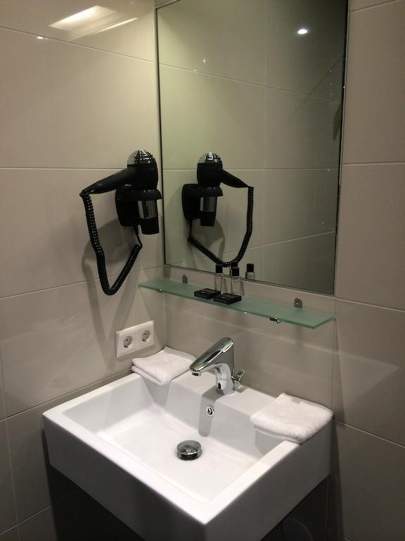 Deluxe Twin/Double Room,633319062:JPEG