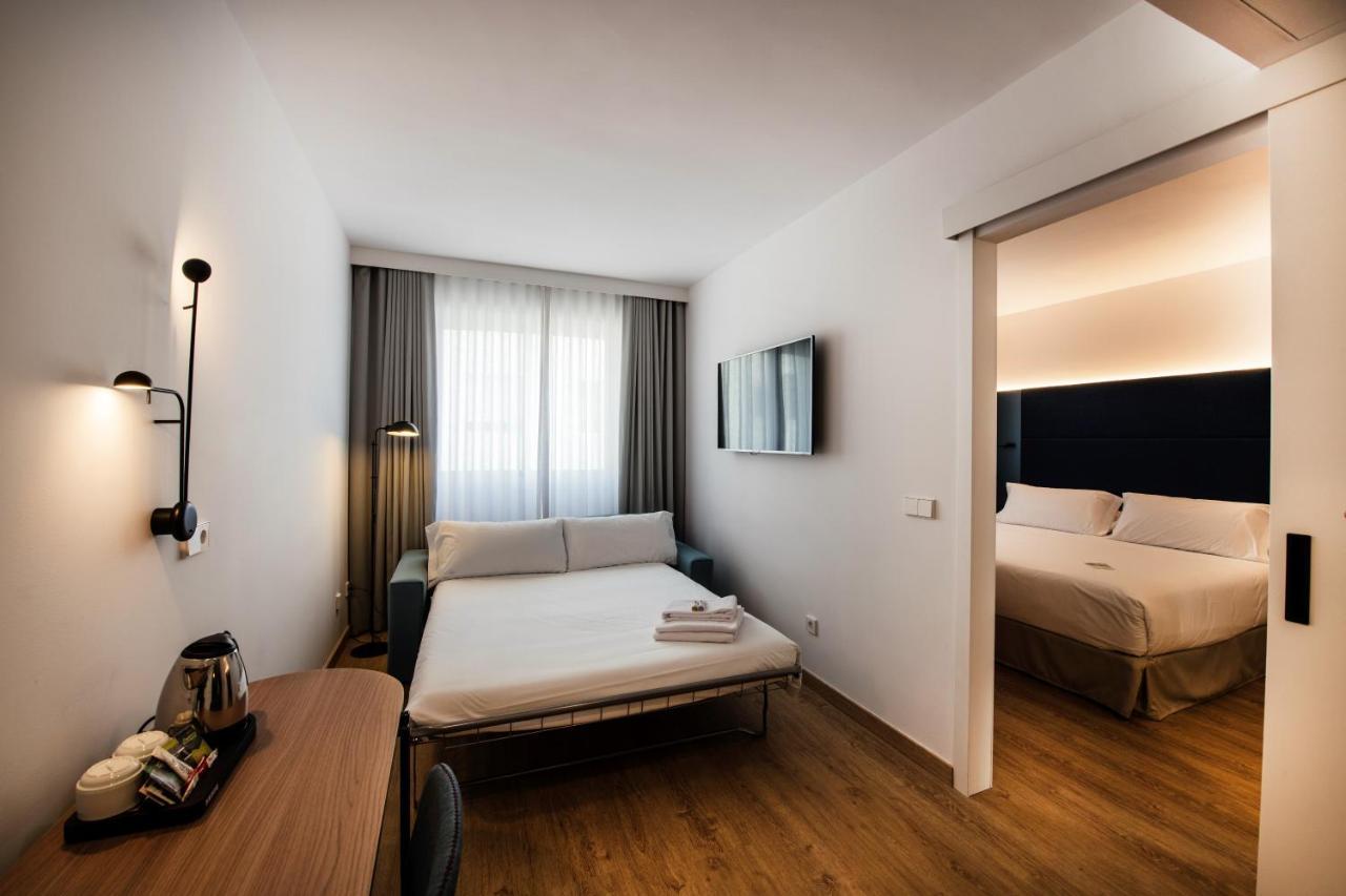 Premium Double Room (2 Adults),945183493:JPEG
