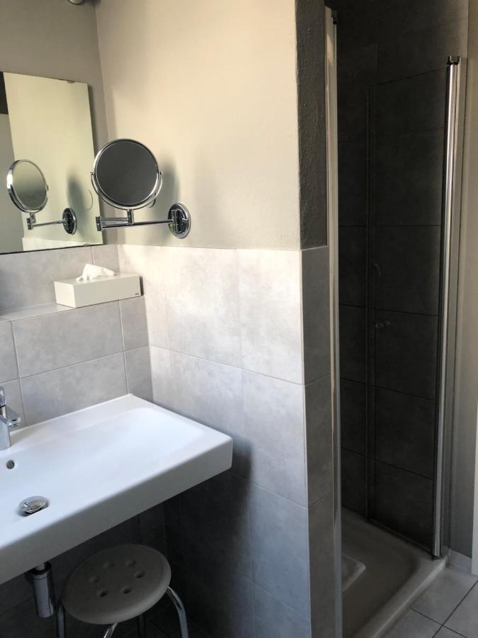 Double Room,943462741:JPEG