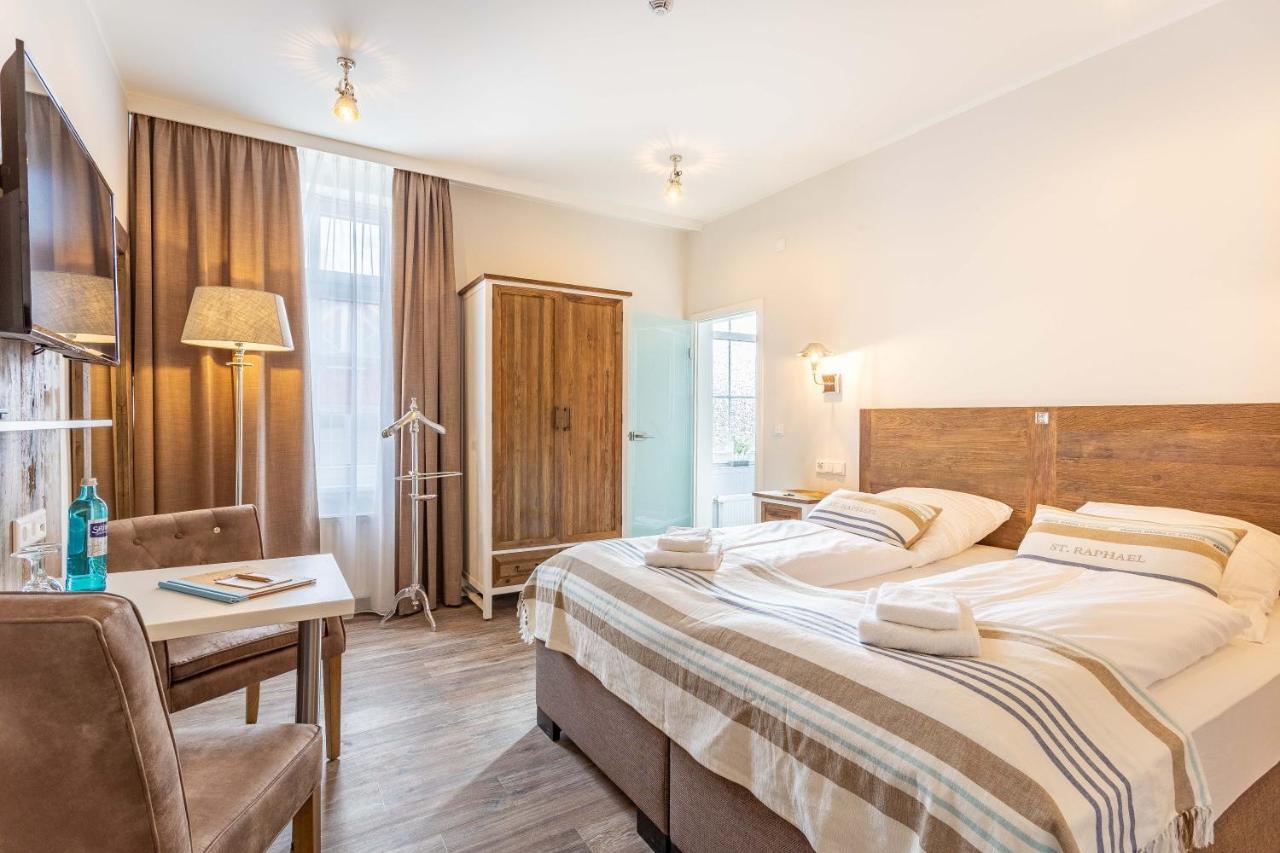 Premium Double Room,985711279:JPEG