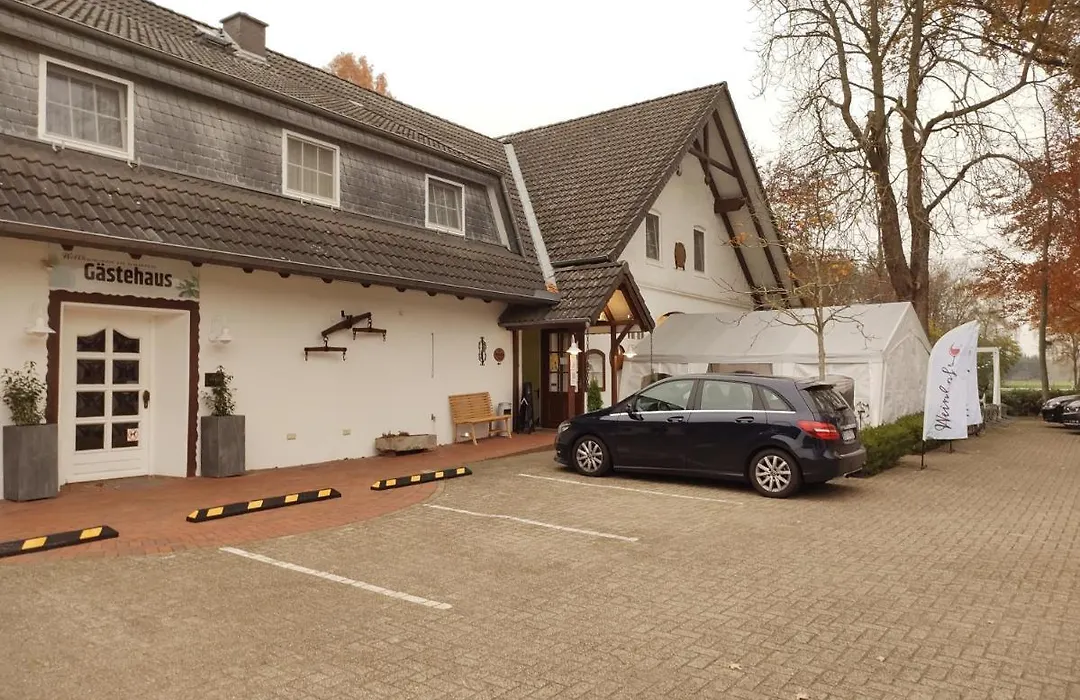 Hotel Weinhof Groß Mackenstedt-1