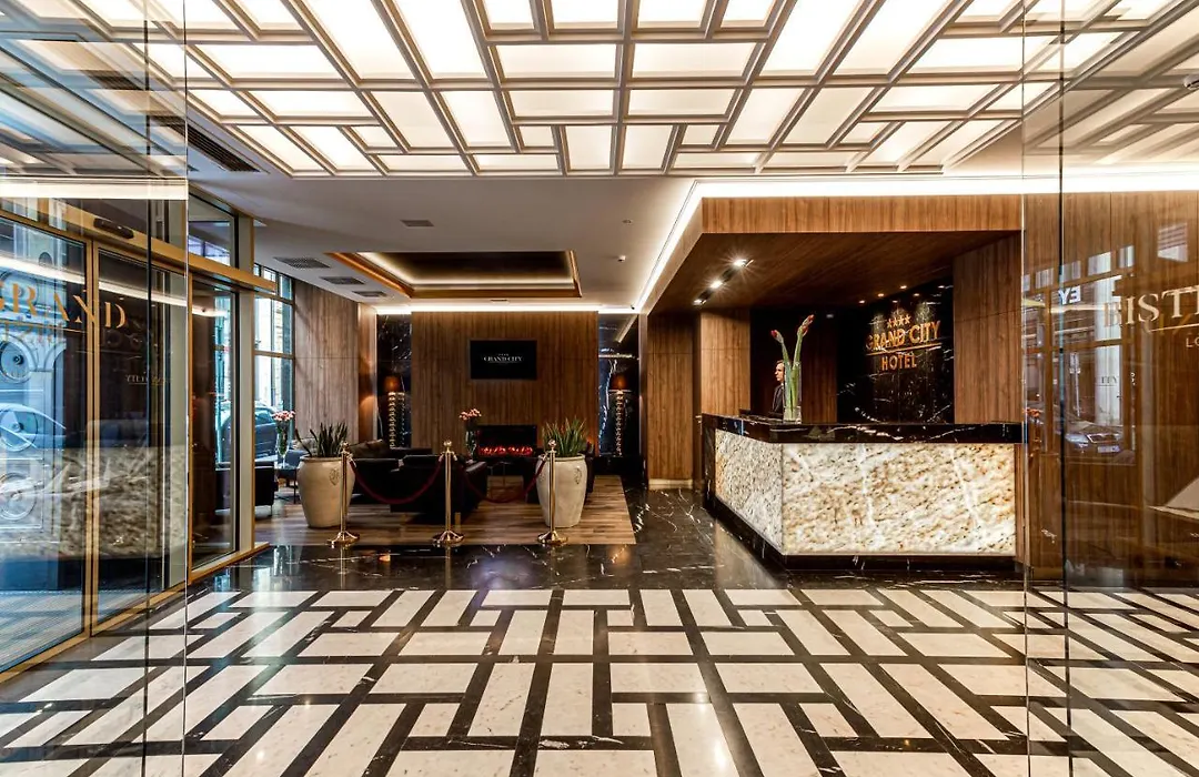Hotel Grand City Wroclaw-1
