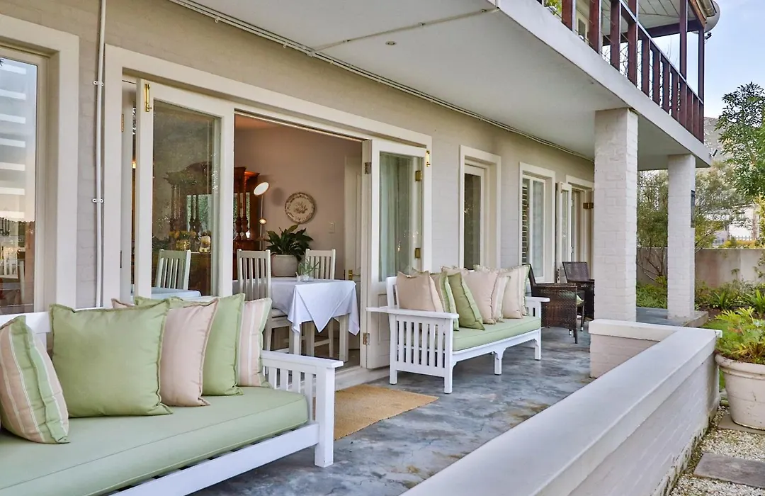 Hermanus Lodge On The Green - Solar Power-1
