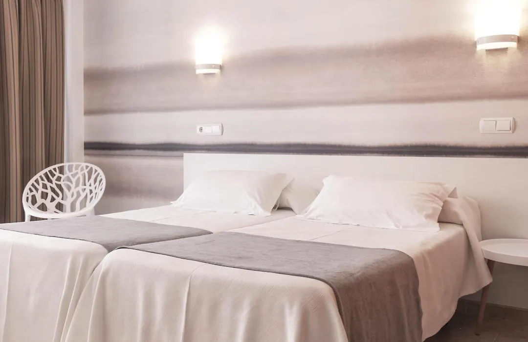 KAKTUS Hotel Volga - Adults Recommended-1