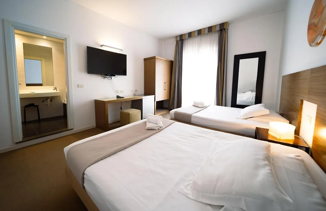 Hotel Trieste-1