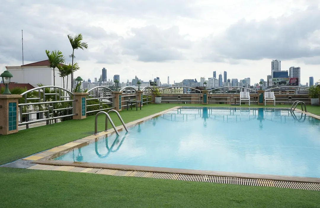 Royal Suite Hotel Bangkok-1