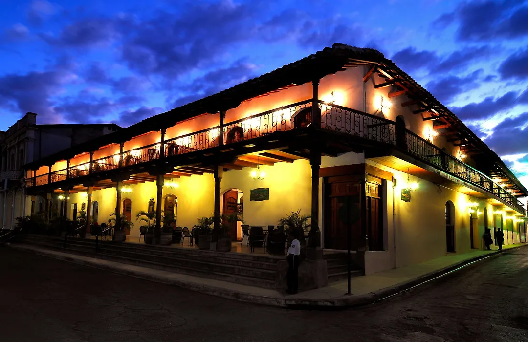 Hotel Plaza Colon - Granada Nicaragua-1