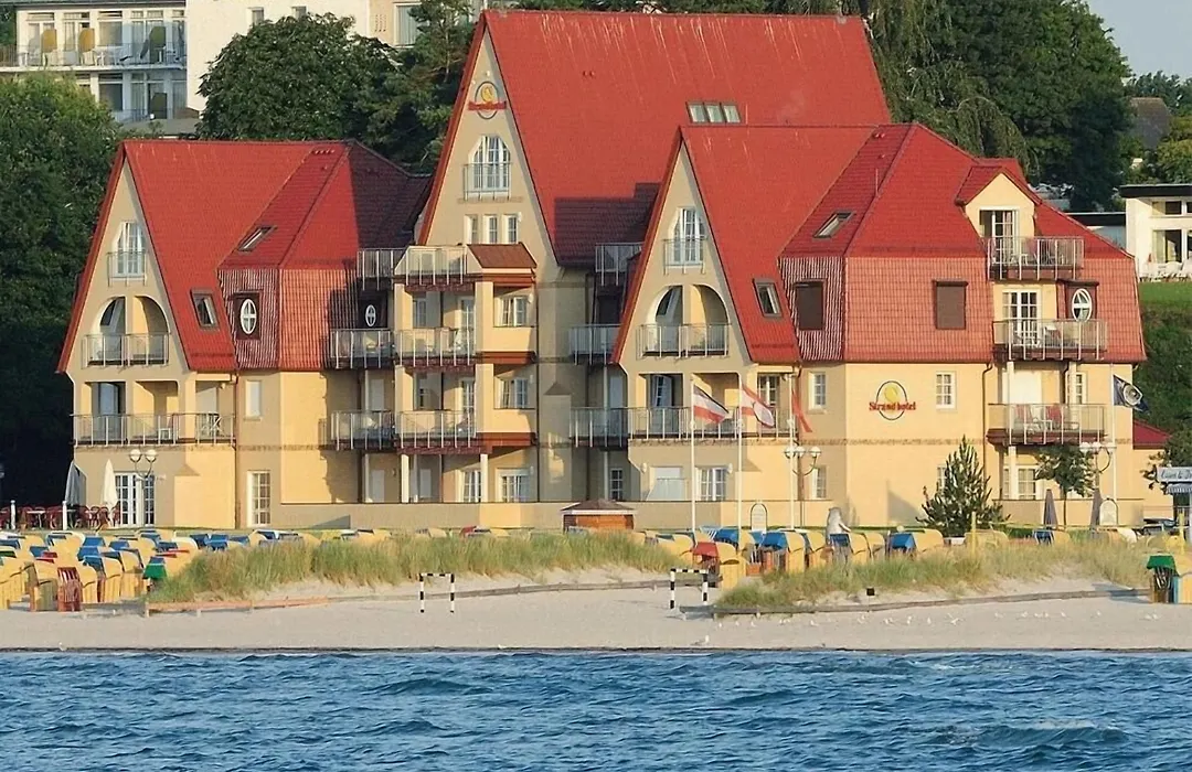 Strandhotel Grömitz-1