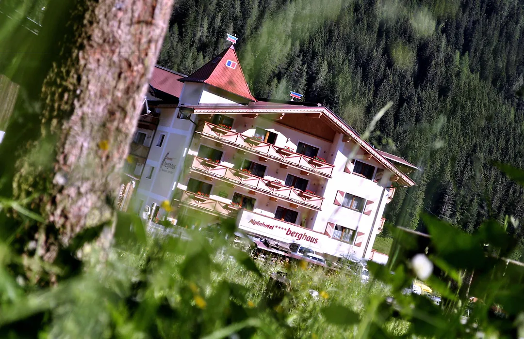 Alpinhotel Berghaus spa-1