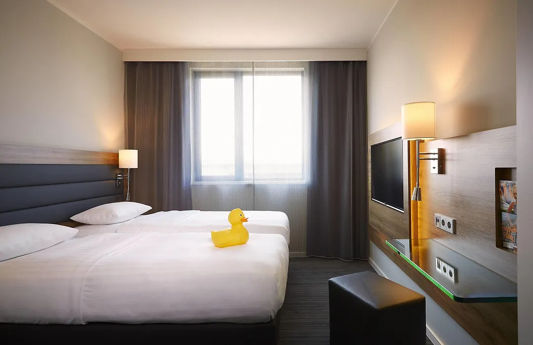 Moxy Munich Airport-1