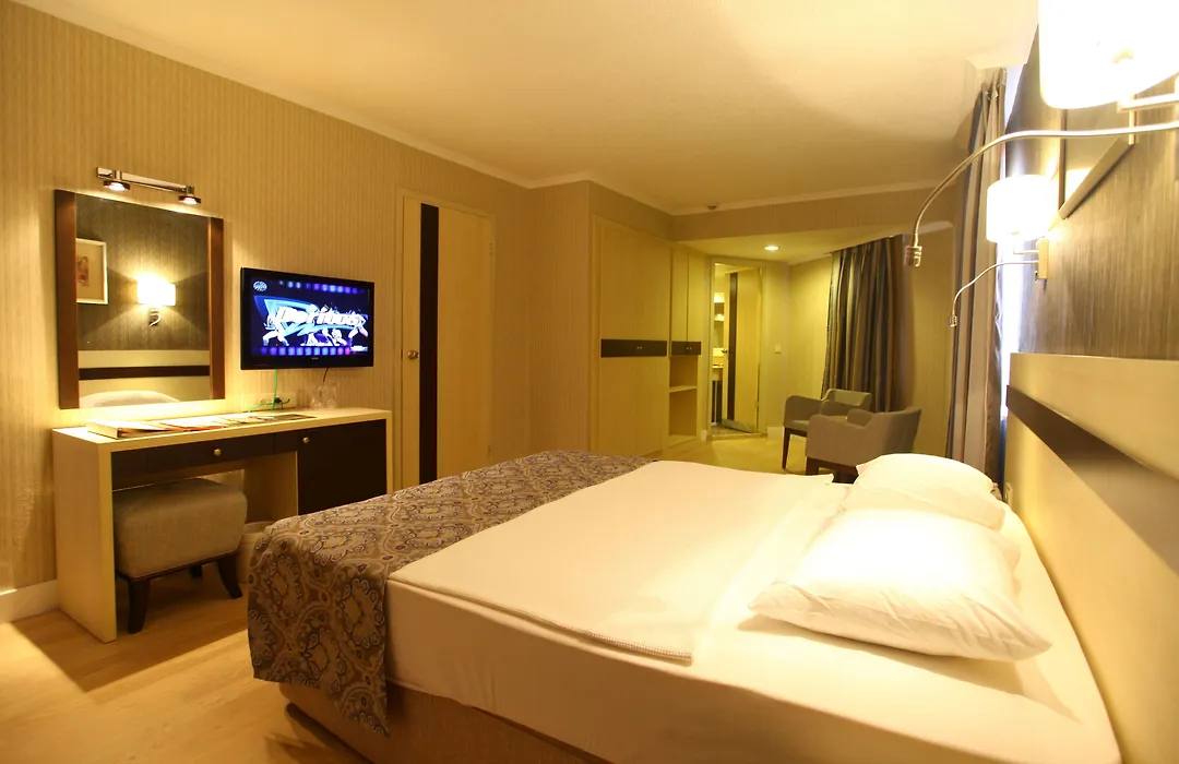 A11 Hotel Obakoey-1