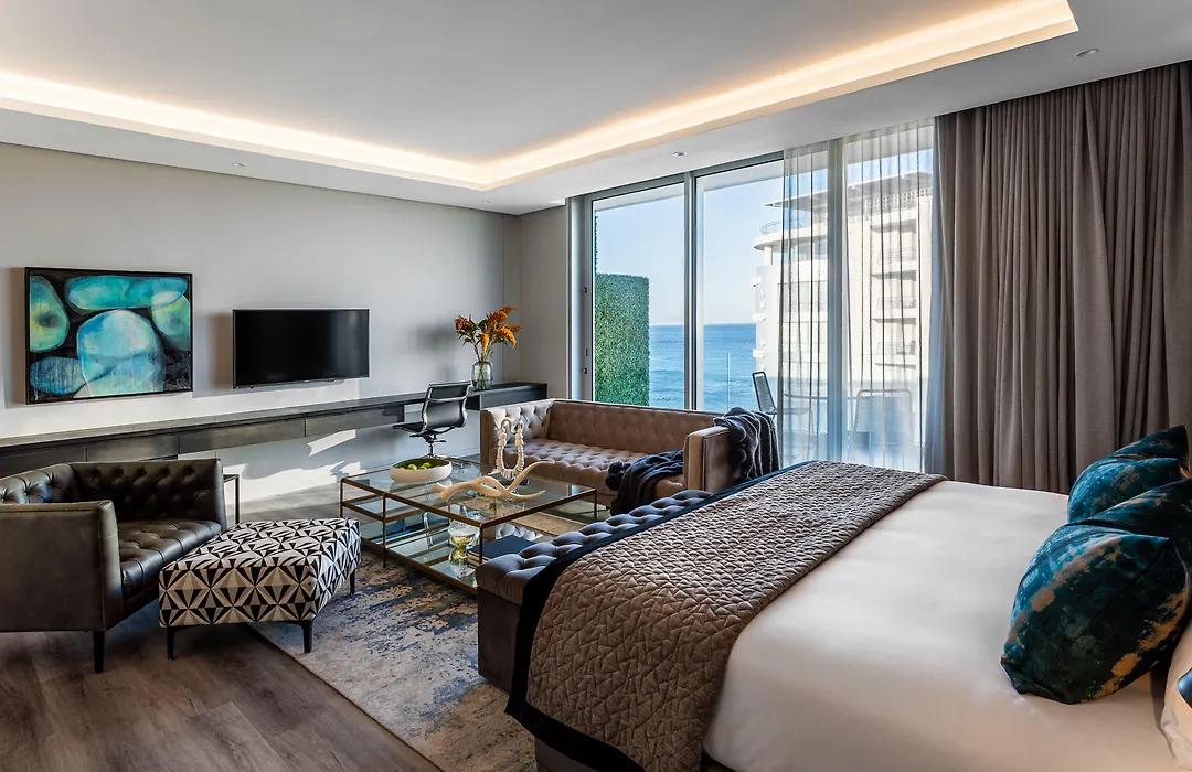 Terra By O'Two Hotels - Mouille Point - Winter Promotion!-1