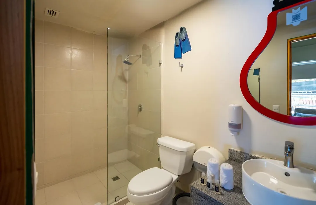 Mayan Monkey Cancun - Social Hostel (Adults Only)-1