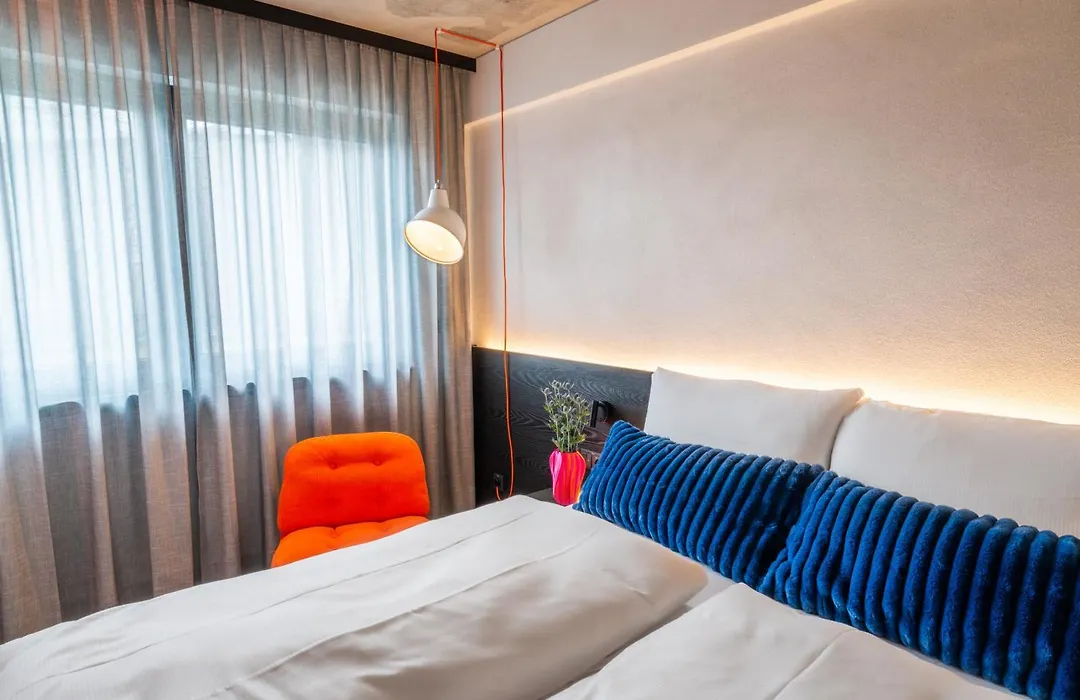 Savoy Hotel-1