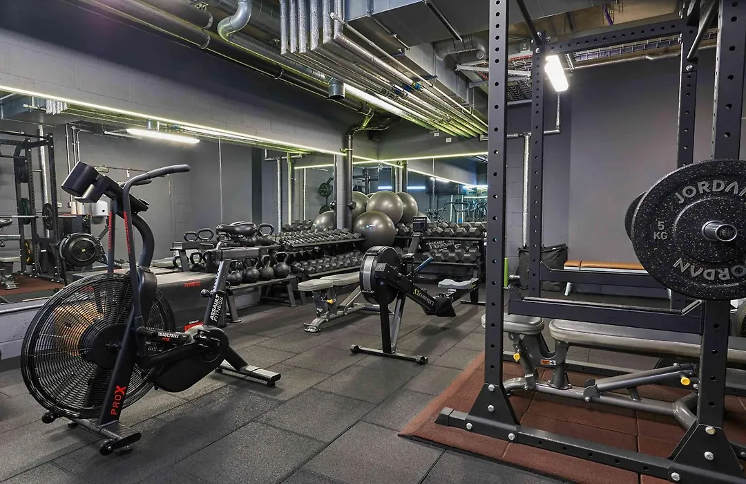 Buckle Street Studios By Locke, Aldgate-1