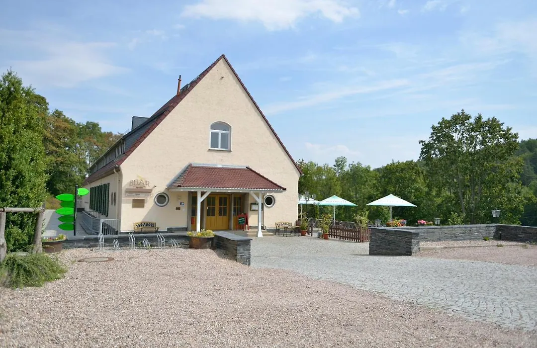 Land- und Golfhotel Alte Fliegerschule-1