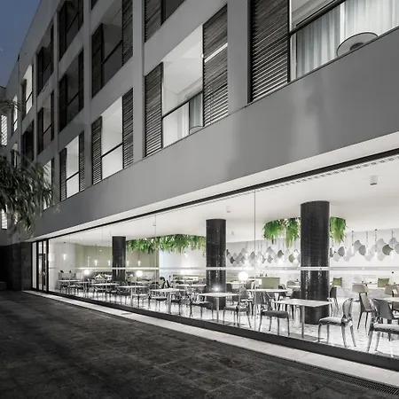 Azoris Royal Garden – Leisure&Conference Hotel-2
