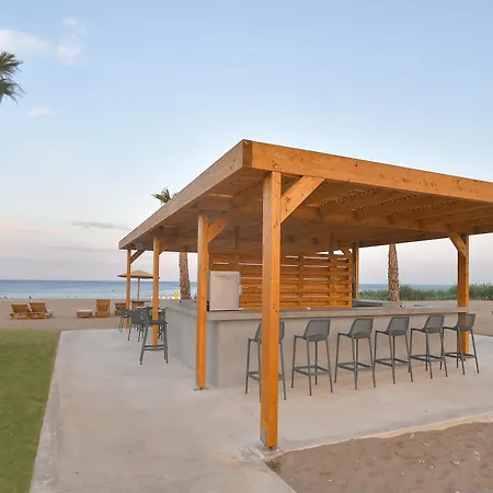 Evita Bay-2