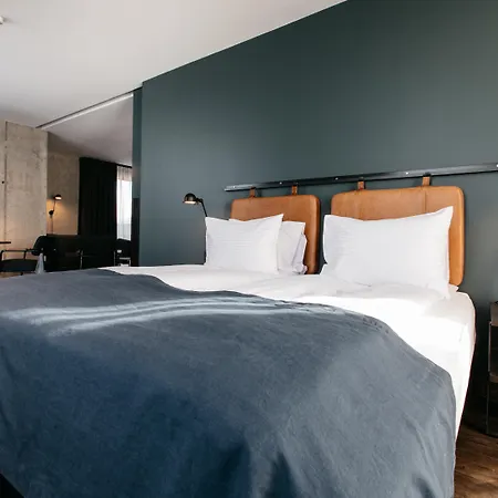Exeter Hotel-2