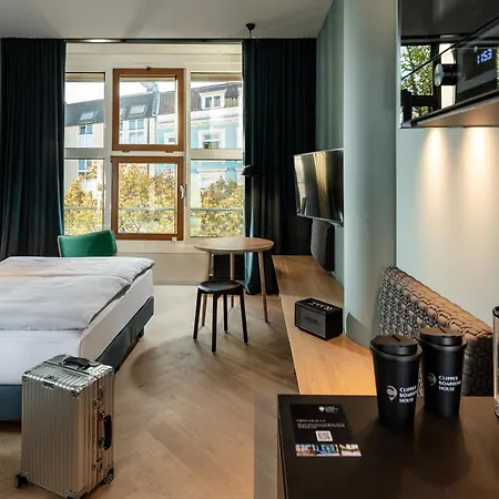 Clipper Boardinghouse - Hamburg-Michel-3