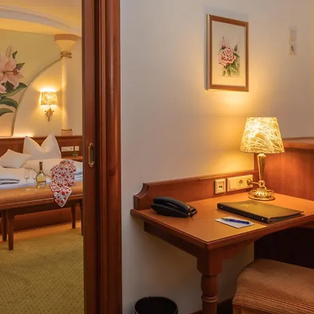Hotel am Schloßberg-3