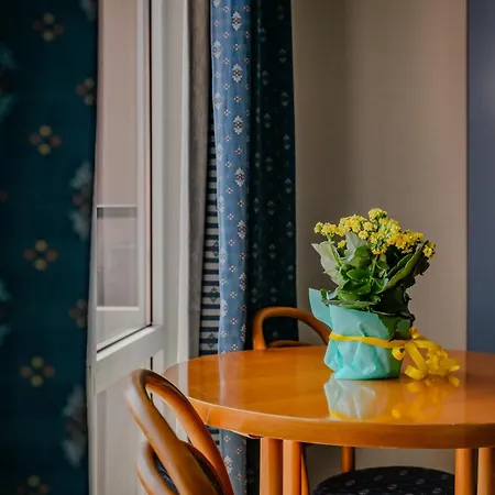 Hotel Lilia-3