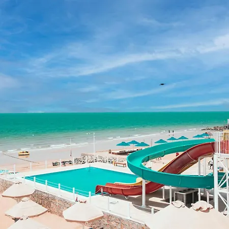 BM Beach Hotel-2
