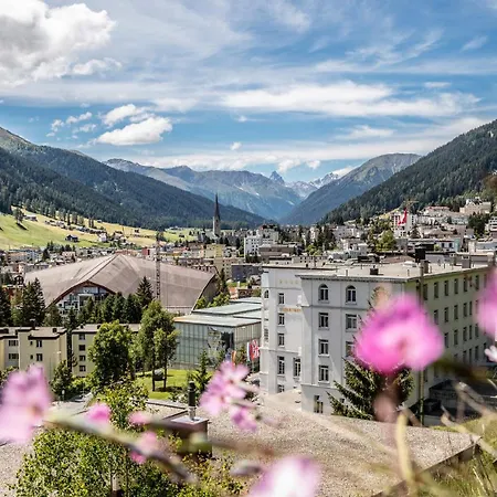Central Sporthotel Davos-3