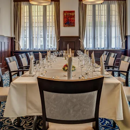 Schlosshotel Karlsruhe-3